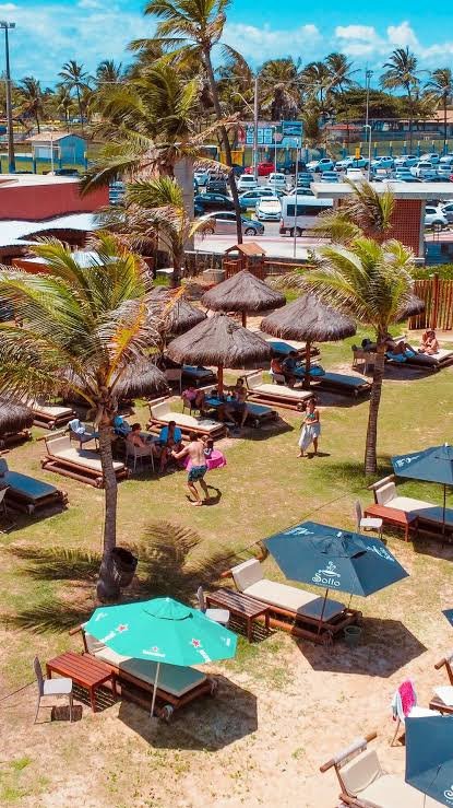 Bar na praia de Aruana