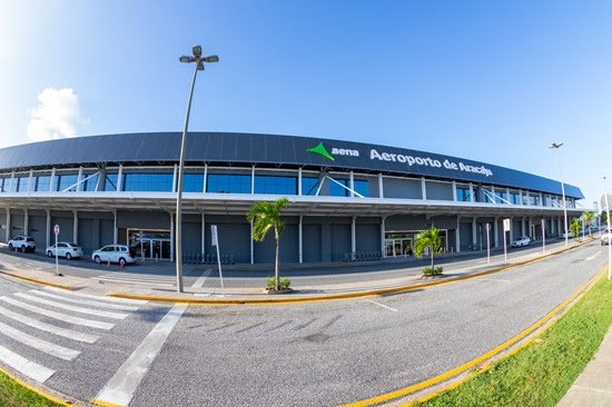 A influência de obras públicas e infraestrutura urbana na valorização costeira da Zona Sul de Aracaju